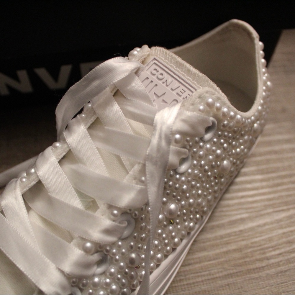 All white bling / bedazzled wedding converse - Picture 6 of 10